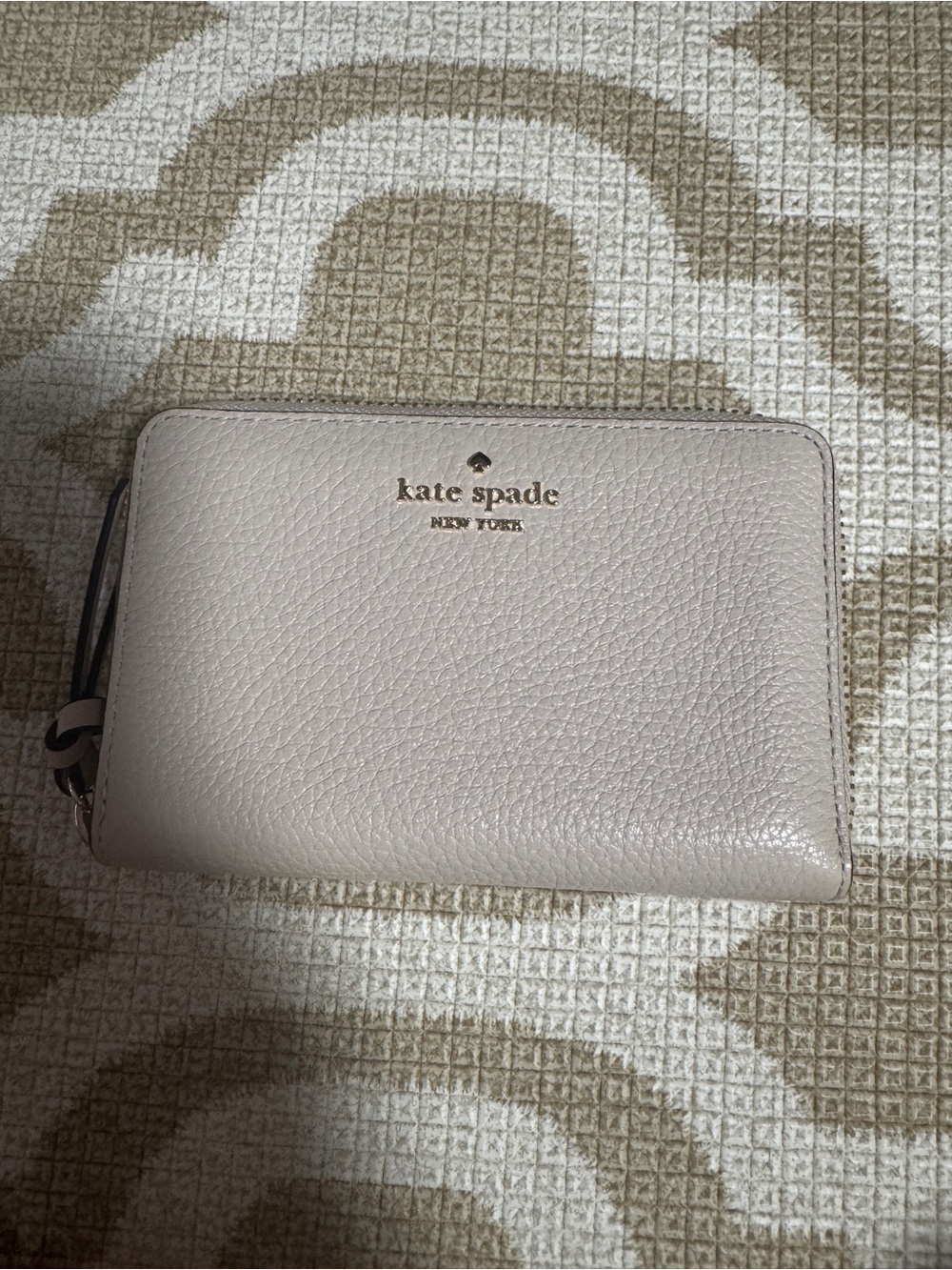 Kate Spade Knott Medium Wallet Pebble Leather Milk Glass